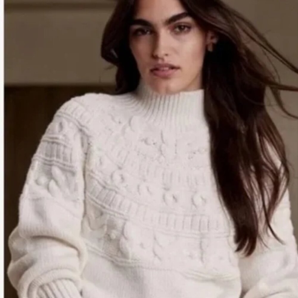 Banana Republic Couronne Sweater white medium NWOT